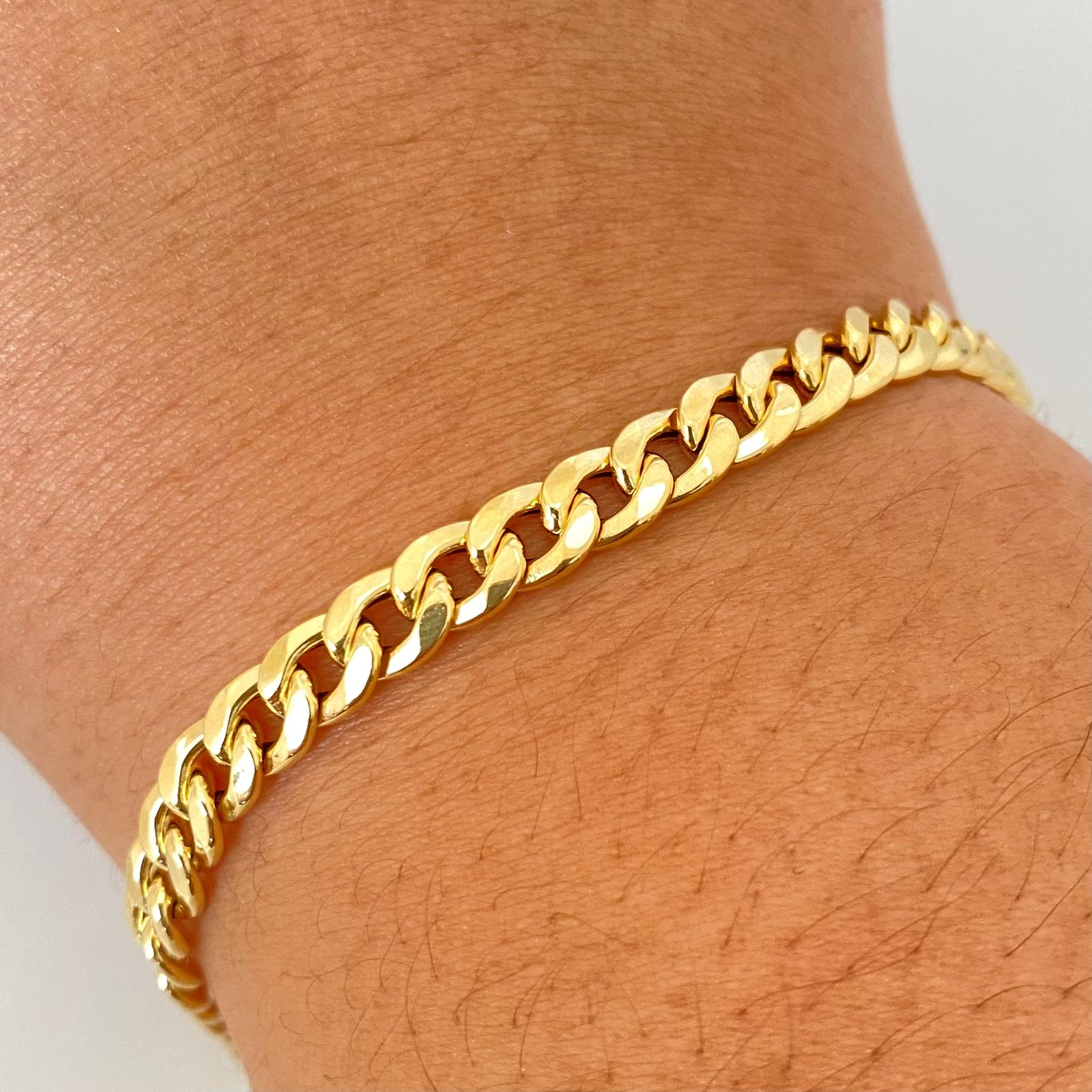 Pulso It cubano Oro amarillo 18k +1 / 4,0 Gr / 5,55 mm / 18,5 Cm